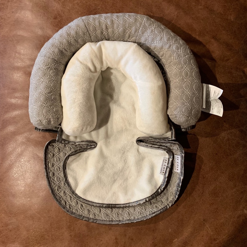 Jj cole baby headrest
